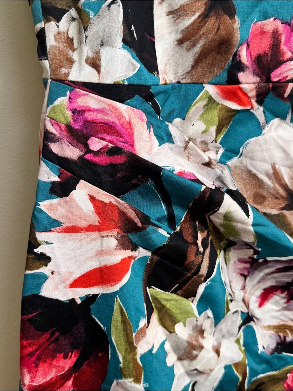 Karen Millen Teal Floral Off-Shoulder Midi Dress with Pink Accents - Picture 7 of 7